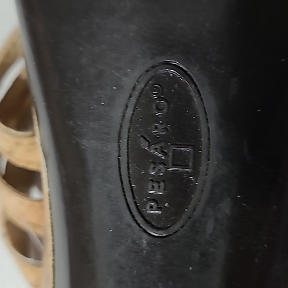 Women's Pesaro Slipon Sandals - Picture 9 of 9